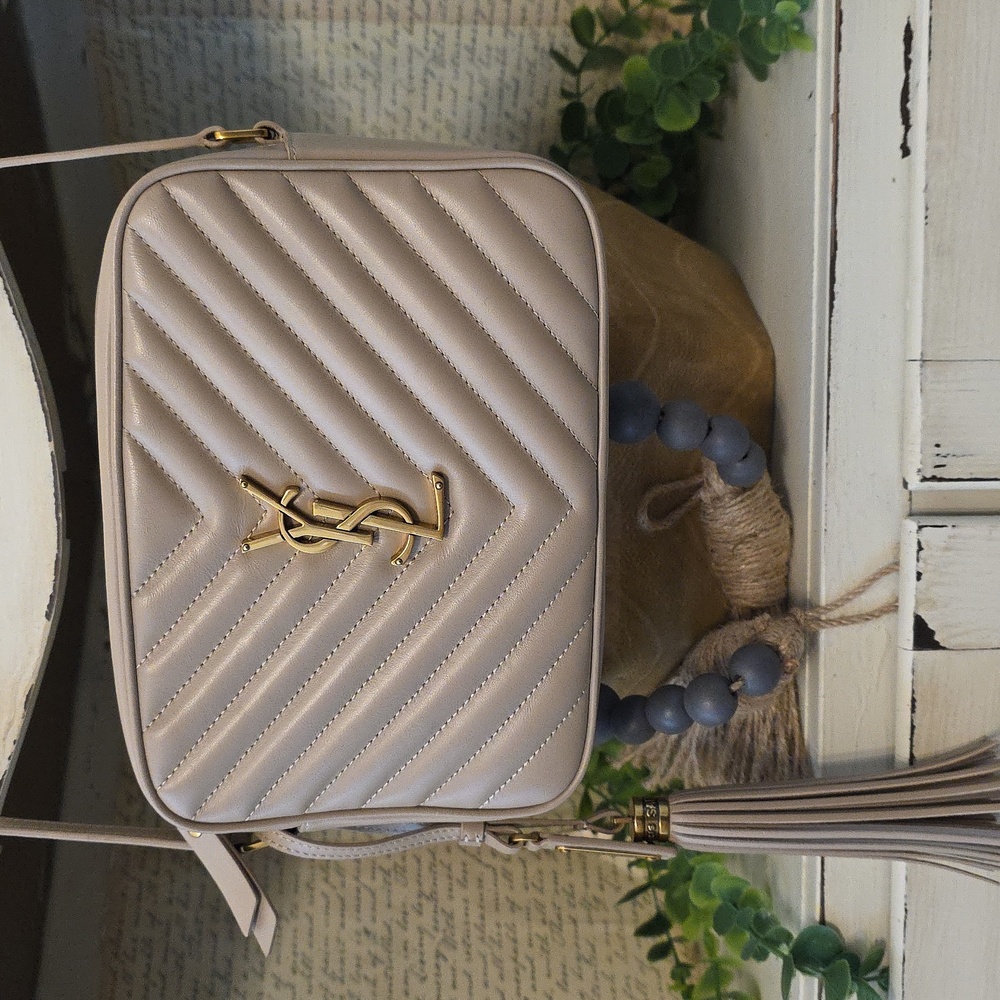 Yves Saint Laurent Camera Bag - Quilted Crossbody Bag